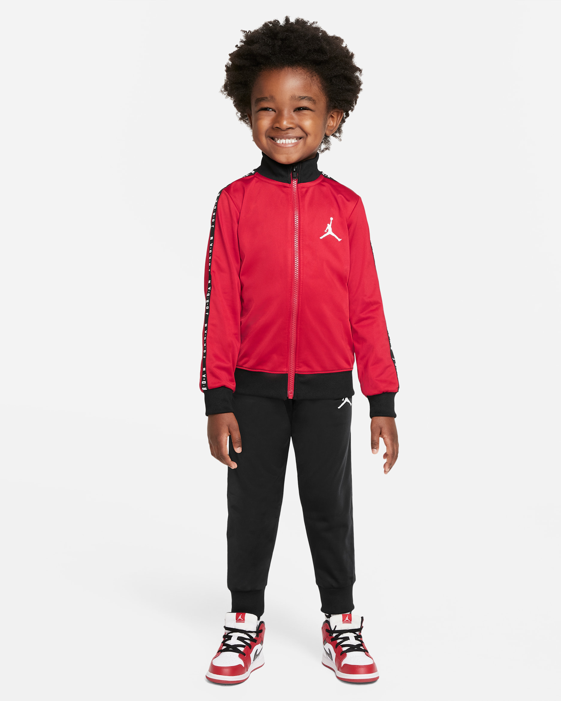 NIKE公式】ジョーダン ベビー トラックスーツ.オンラインストア (通販